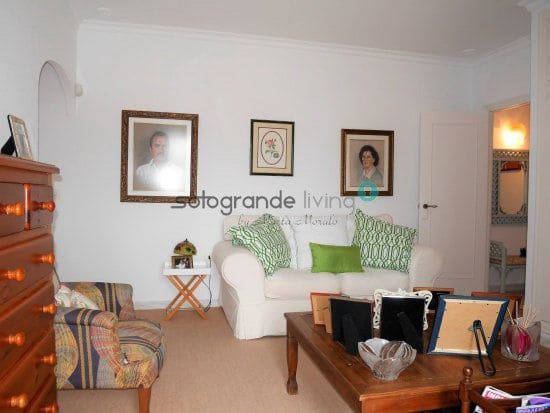 5 soverom Hus til salgs i Pueblo Nuevo de Guadiaro, San Roque med garasje - € 590 000 (Ref: 4255292)