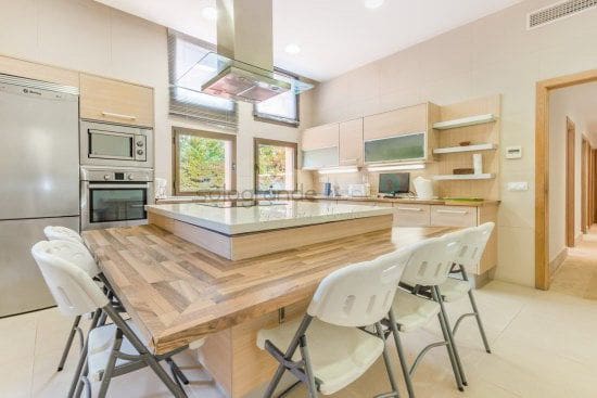 5 chambre Villa/Maison à vendre à Sotogrande avec garage - 1 750 000 € (Ref: 4392630)