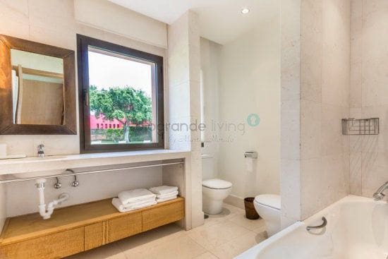 5 chambre Villa/Maison à vendre à Sotogrande avec garage - 1 750 000 € (Ref: 4392630)