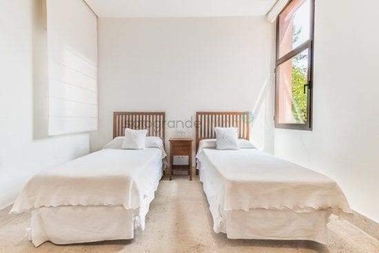 5 chambre Villa/Maison à vendre à Sotogrande avec garage - 1 750 000 € (Ref: 4392630)