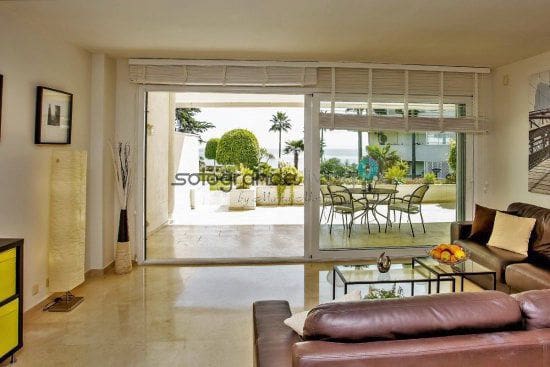 4 makuuhuone Huoneisto myytävänä paikassa Estepona mukana 
autotalli - 995 000 € (Ref: 4397649)