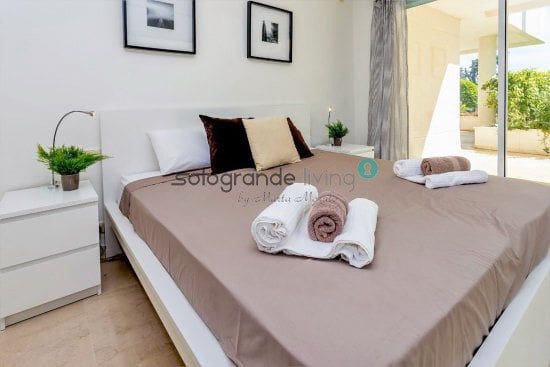 4 makuuhuone Huoneisto myytävänä paikassa Estepona mukana 
autotalli - 995 000 € (Ref: 4397649)