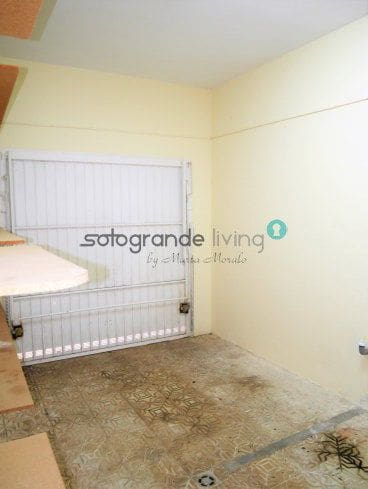 4 soveværelse Villa til leje i Sotogrande med garage - € 6.000 (Ref: 4499179)