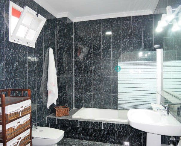 4 soveværelse Villa til leje i Sotogrande med garage - € 6.000 (Ref: 4499179)