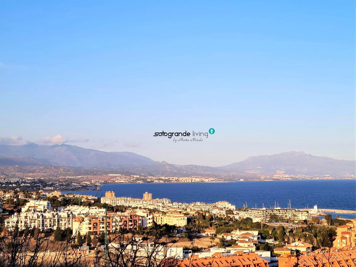 3 sypialnia Apartament na sprzedaż w San Luis de Sabinillas - 330 000 € (Ref: 4525354)