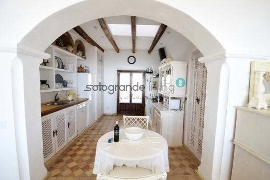 5 soveværelse Byhus til salg i Gaucín med garage - € 1.200.000 (Ref: 4583266)