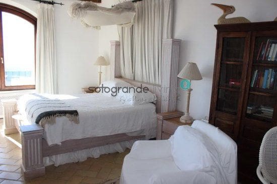 5 soveværelse Byhus til salg i Gaucin med garage - € 1.200.000 (Ref: 4583266)