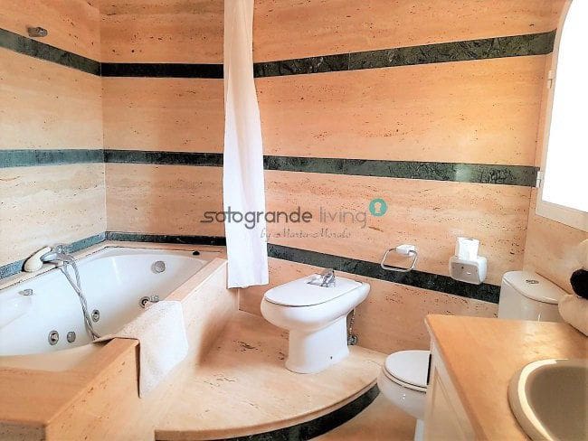 6 slaapkamer Villa te huur in Sotogrande - € 10.000 (Ref: 4641388)