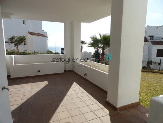 2 bedroom Apartment for sale in La Alcaidesa with garage - € 320,000 (Ref: 4732013)