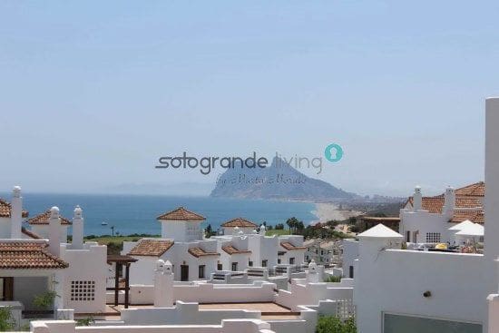 2 bedroom Apartment for sale in La Alcaidesa with garage - € 320,000 (Ref: 4732013)