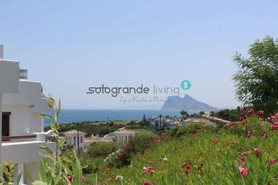 2 bedroom Apartment for sale in La Alcaidesa with garage - € 320,000 (Ref: 4732013)