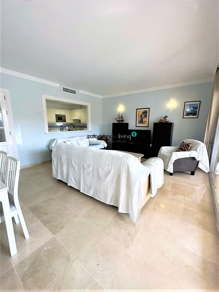 2 soveværelse Lejlighed til leje i Sotogrande med garage - € 1.800 (Ref: 4775038)