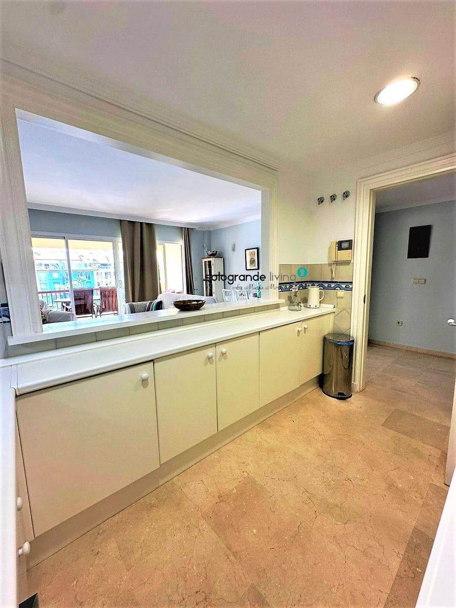 2 soveværelse Lejlighed til leje i Sotogrande med garage - € 1.800 (Ref: 4775038)