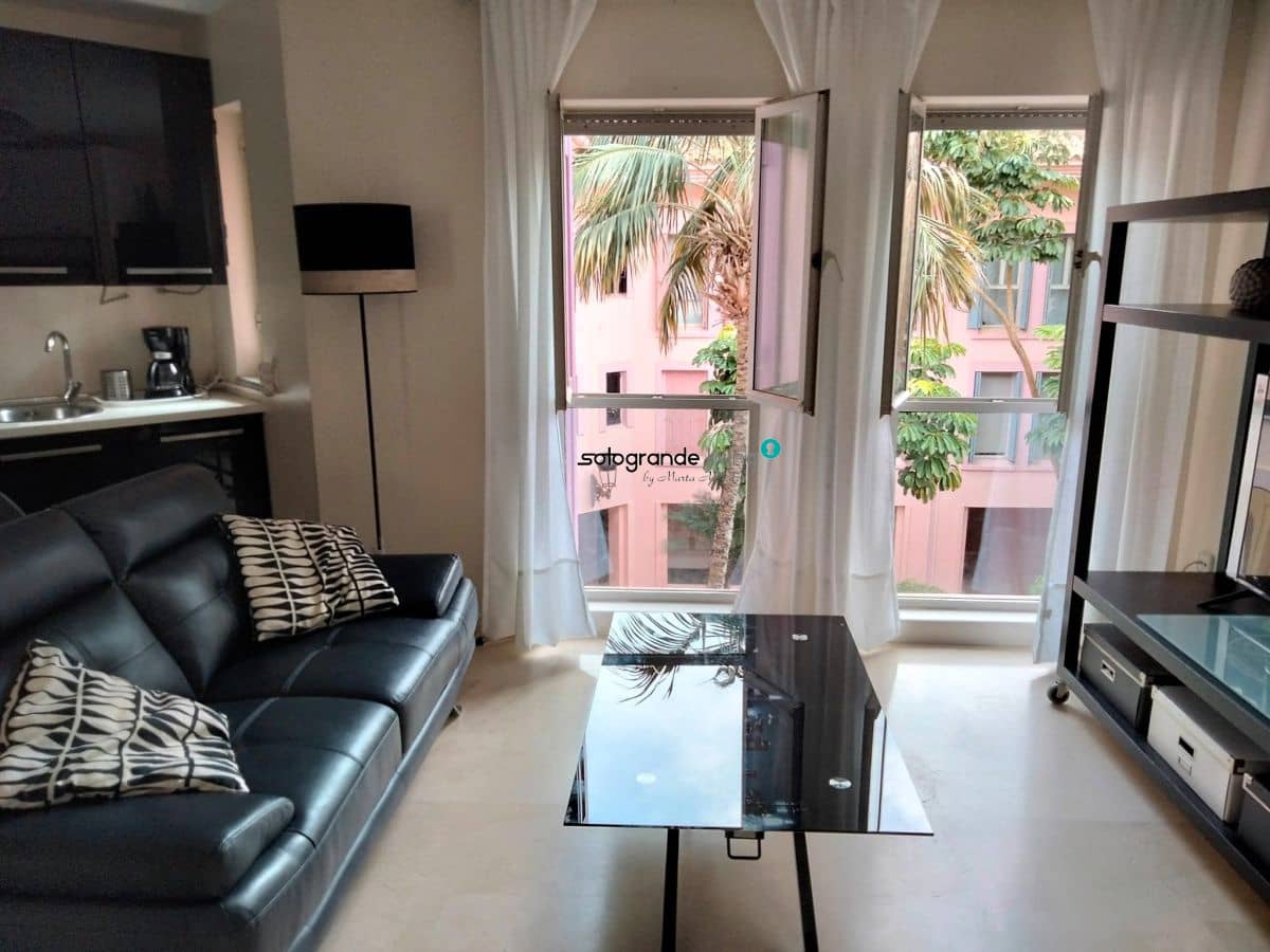 Apartamento en Sotogrande en alquiler - 1.200 € (Ref: 4796435)