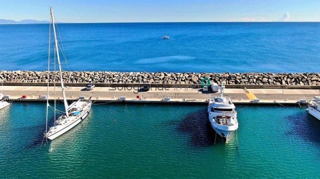 Lejlighed til salg i Sotogrande, San Roque - € 275.000 (Ref: 4978308)