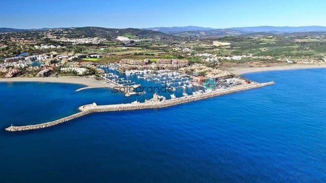 Lejlighed til salg i Sotogrande, San Roque - € 275.000 (Ref: 4978308)