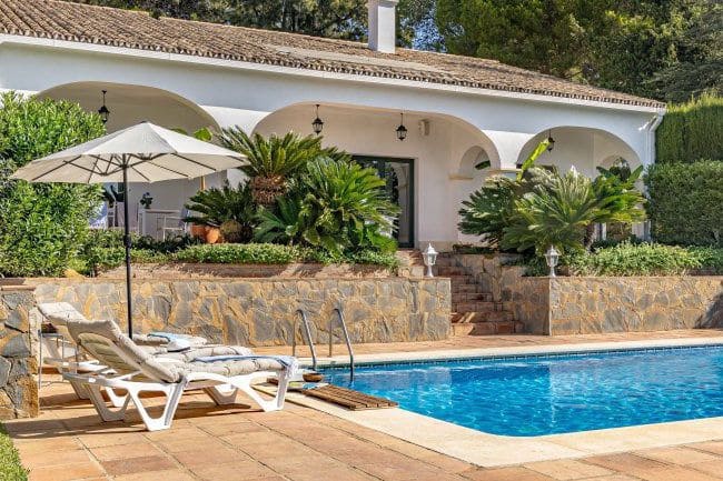 4 bedroom Villa for rent in Sotogrande with pool garage - € 4,950 (Ref: 4989124)
