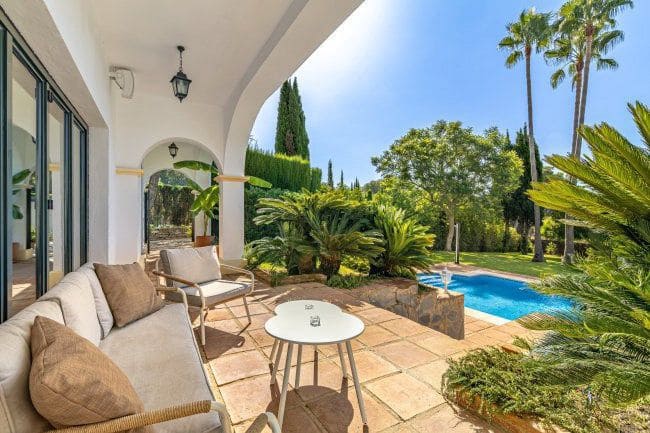 4 bedroom Villa for rent in Sotogrande with pool garage - € 4,950 (Ref: 4989124)
