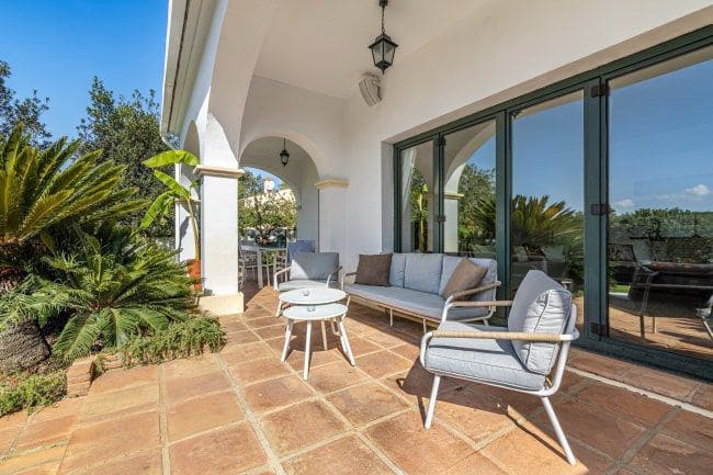 4 bedroom Villa for rent in Sotogrande with pool garage - € 4,950 (Ref: 4989124)