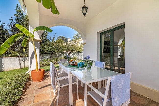 4 bedroom Villa for rent in Sotogrande with pool garage - € 4,950 (Ref: 4989124)