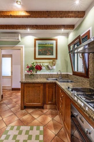 4 bedroom Villa for rent in Sotogrande with pool garage - € 4,950 (Ref: 4989124)