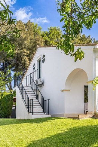 4 bedroom Villa for rent in Sotogrande with pool garage - € 4,950 (Ref: 4989124)