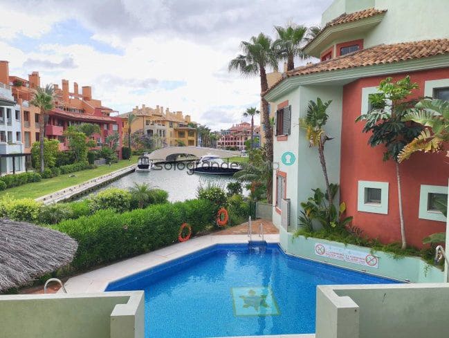 2 slaapkamer Appartement te huur in Sotogrande met garage - € 1.500 (Ref: 5042212)