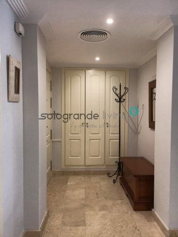 2 slaapkamer Appartement te huur in Sotogrande met garage - € 1.500 (Ref: 5042212)