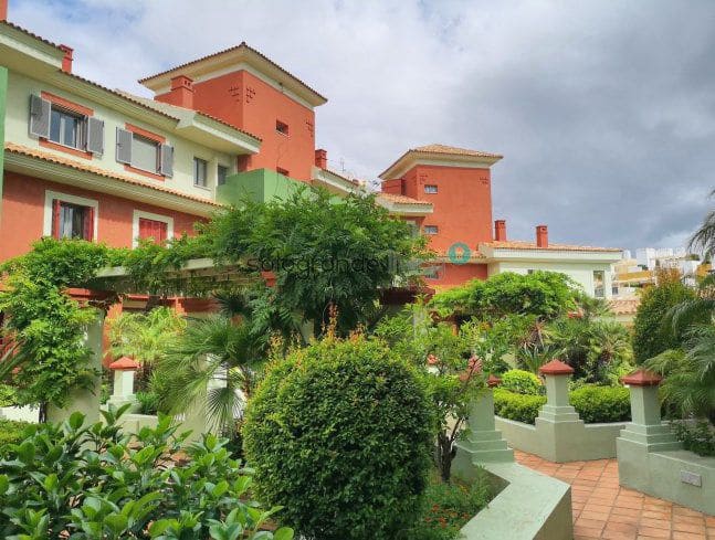 2 slaapkamer Appartement te huur in Sotogrande met garage - € 1.500 (Ref: 5042212)