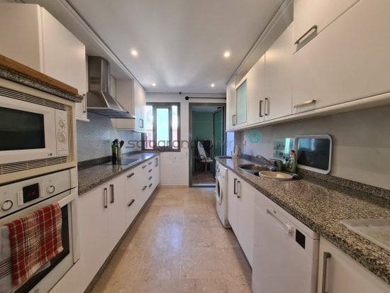 2 slaapkamer Appartement te huur in Sotogrande met garage - € 1.500 (Ref: 5042212)