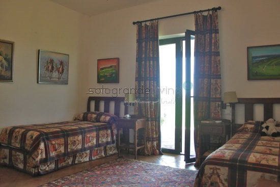 5 soveværelse Villa til leje i Sotogrande - € 4.500 (Ref: 5210965)