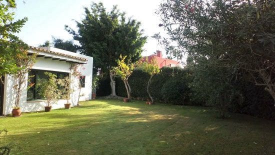 5 soveværelse Villa til leje i Sotogrande - € 4.500 (Ref: 5210965)