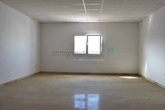 6 soverom Kontor til salgs i Pueblo Nuevo de Guadiaro, San Roque - € 660 000 (Ref: 5224692)