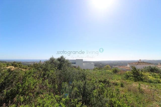 Grunde uden byggetilladelser til salg i Sotogrande, San Roque - € 880.000 (Ref: 5370702)