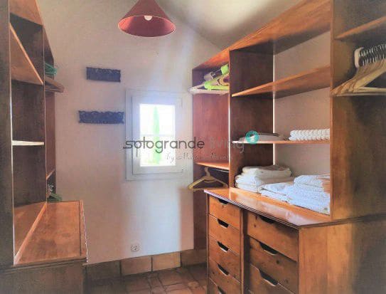 4 sypialnia Willa do wynajęcia w Sotogrande - 6 000 € (Ref: 5412426)