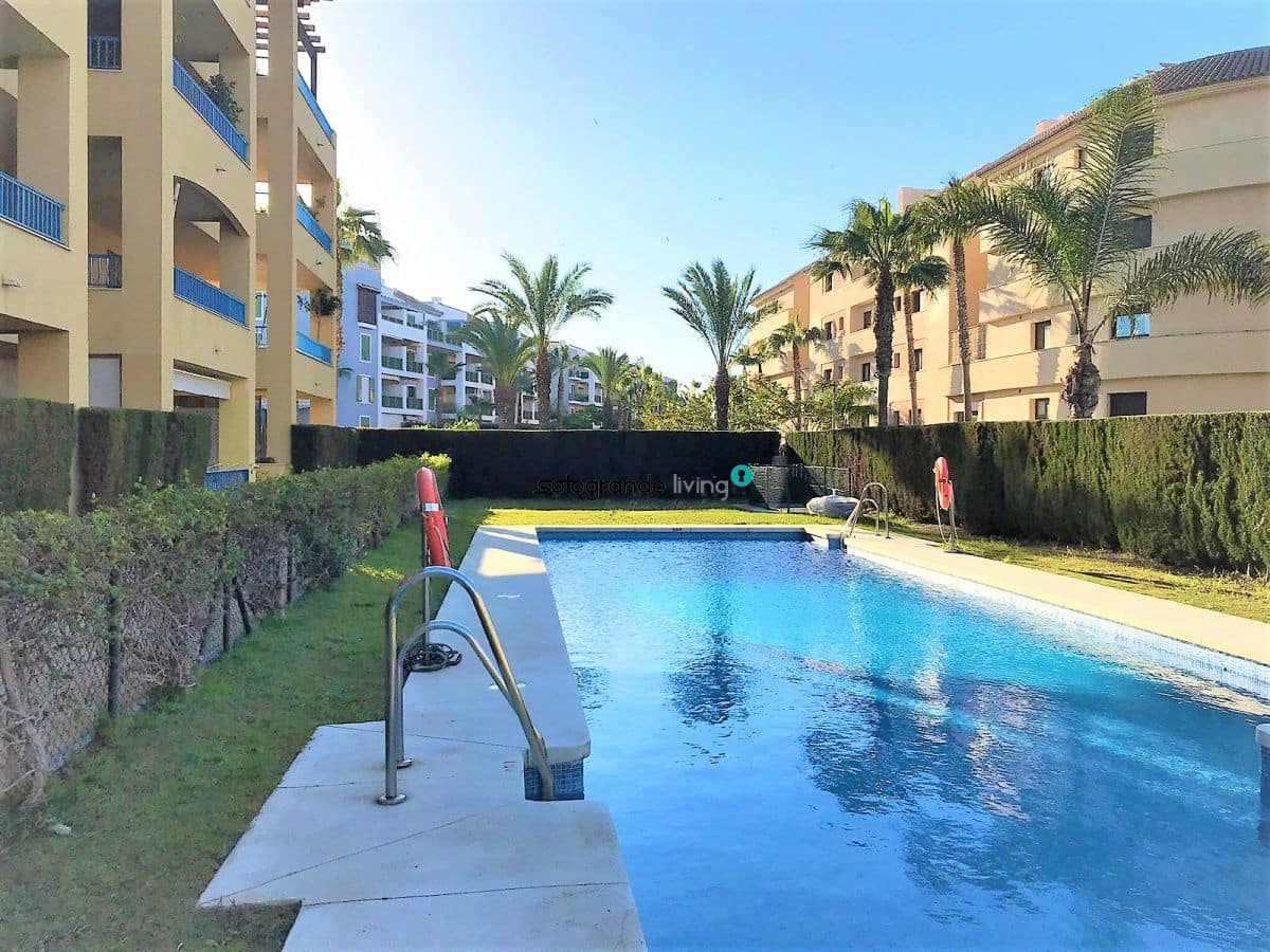 1 soveværelse Lejlighed til leje i Sotogrande med garage - € 1.200 (Ref: 5578610)