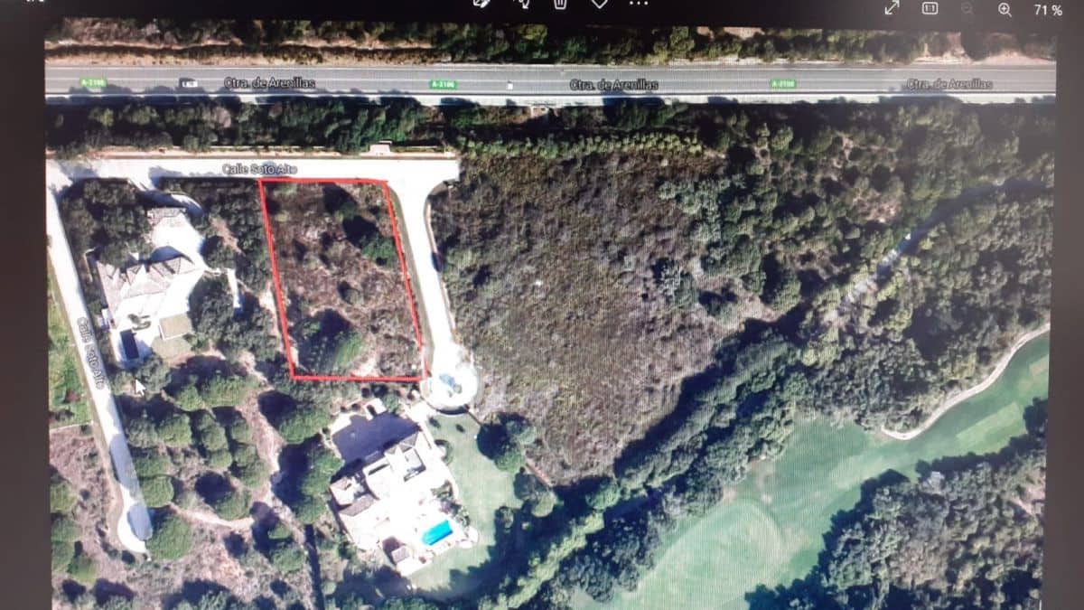 Grunde uden byggetilladelser til salg i Sotogrande - € 1.265.000 (Ref: 5693272)