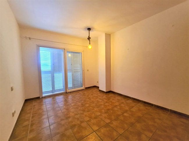 6 bedroom Villa for sale in Sotogrande with garage - € 1,450,000 (Ref: 5722826)