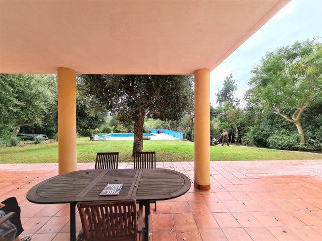 6 bedroom Villa for sale in Sotogrande with garage - € 1,450,000 (Ref: 5722826)