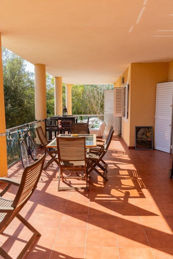 6 bedroom Villa for sale in Sotogrande with garage - € 1,450,000 (Ref: 5722826)