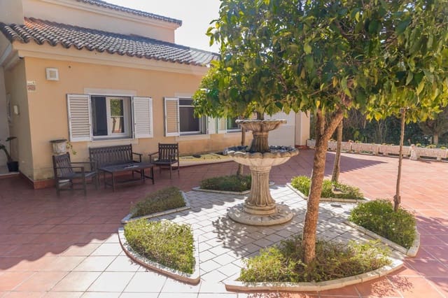 6 soveværelse Villa til salg i Sotogrande Alto, San Roque med garage - € 1.450.000 (Ref: 5722826)