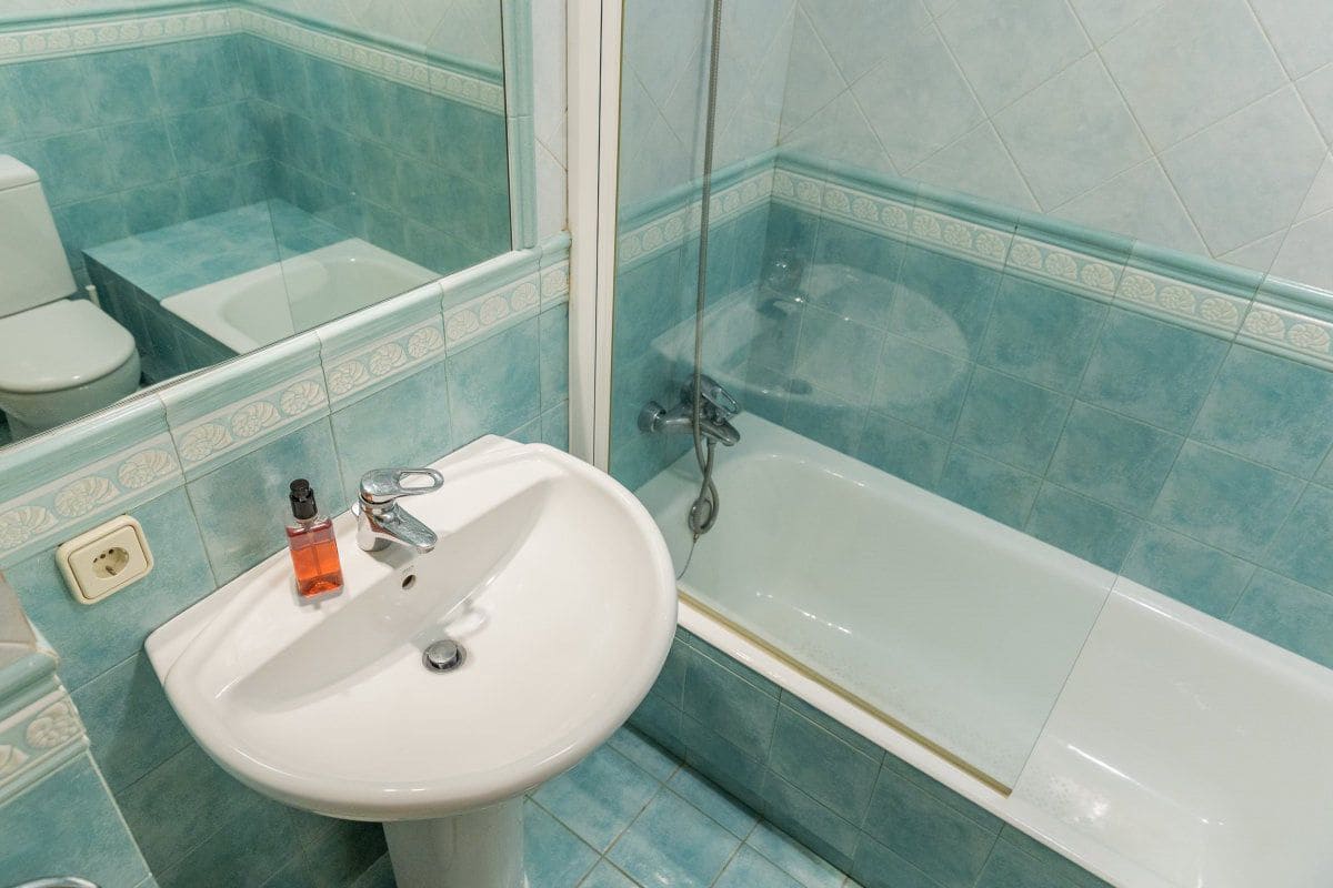 6 bedroom Villa for sale in Sotogrande with garage - € 1,450,000 (Ref: 5722826)