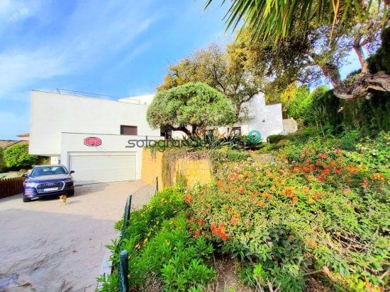 5 soveværelse Villa til salg i Torreguadiaro med garage - € 1.190.000 (Ref: 6340654)