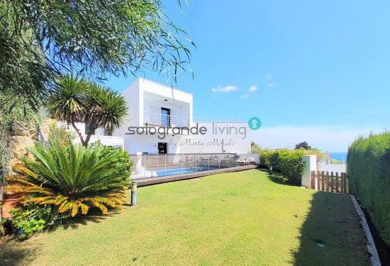 5 soveværelse Villa til salg i Torreguadiaro, San Roque med garage - € 1.190.000 (Ref: 6340654)