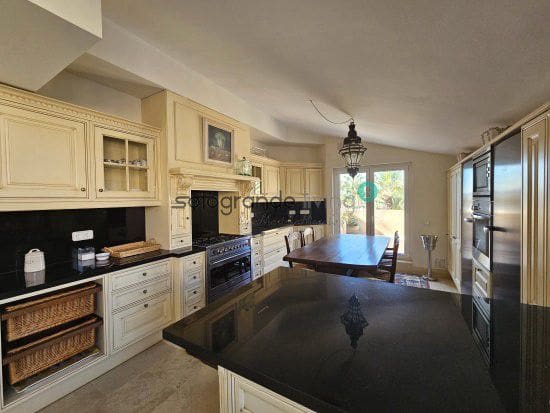 4 soveværelse Lejlighed til salg i Sotogrande - € 1.650.000 (Ref: 6360879)