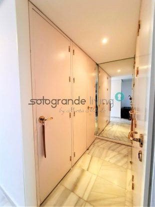 3 bedroom Apartment for sale in Sotogrande with garage - € 340,000 (Ref: 6447869)