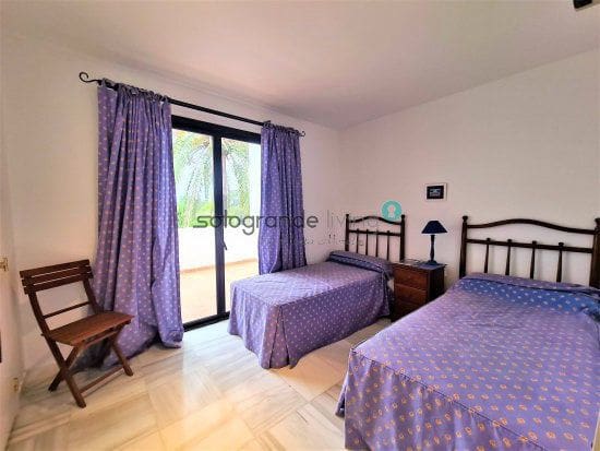 3 bedroom Apartment for sale in Sotogrande with garage - € 340,000 (Ref: 6447869)
