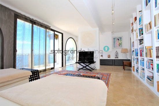 4 slaapkamer Villa te koop in Chullera, Manilva met garage - € 1.250.000 (Ref: 6841761)