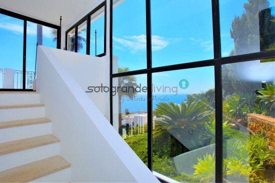 4 slaapkamer Villa te koop in Chullera, Manilva met garage - € 1.250.000 (Ref: 6841761)