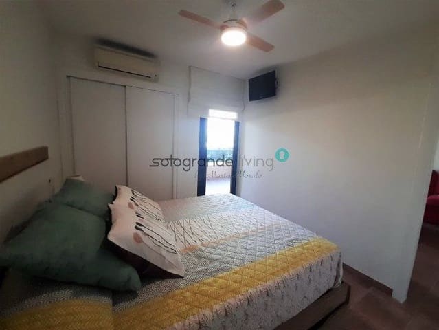 Appartement de 2 chambres de location de vacances à Sotogrande, San Roque avec garage - 1 600 € (Ref: 6923423)